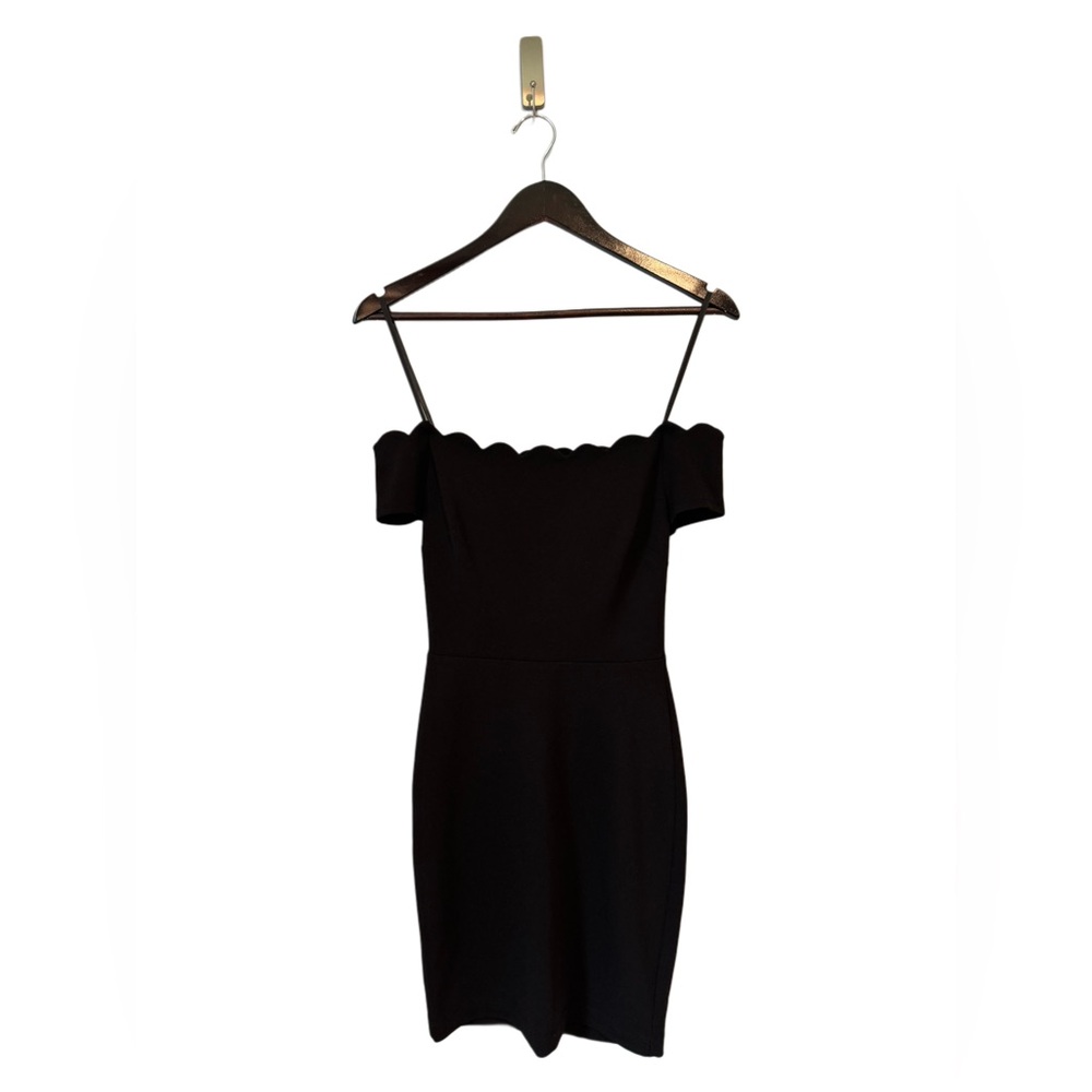 Black Off-Shoulder Bodycon Dress